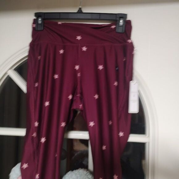 New Gilly Hicks Go Recharge Leggings Maroon With Stars Size Women's M - Picture 2 of 3